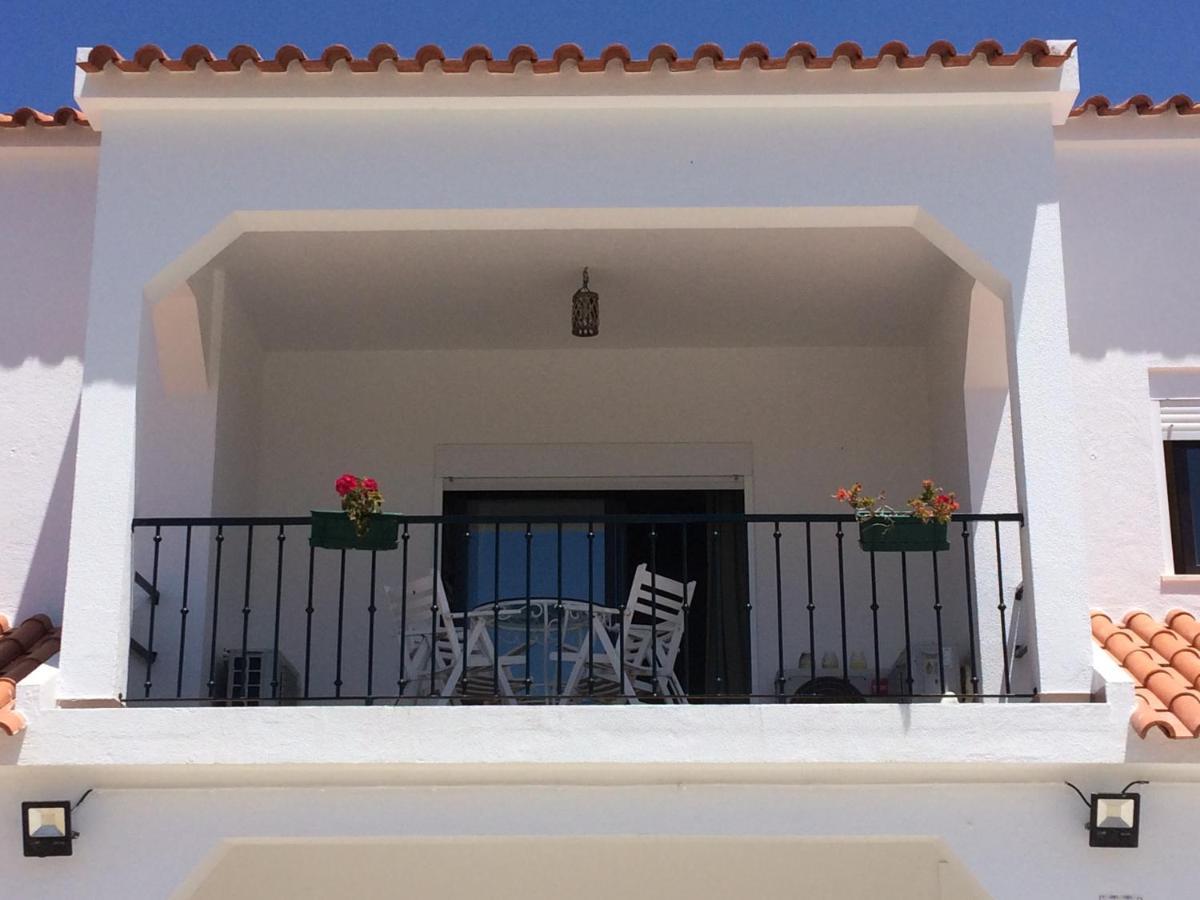Sublime Sun & Van - By Meco Stays Alfarim Exterior photo